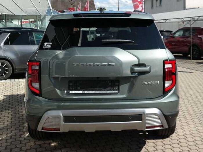 SsangYong Torres Titanium 4WD