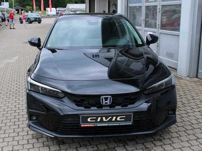 Honda Civic e: HEV Advance