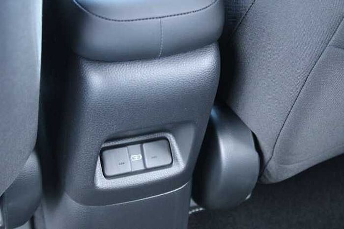 Honda Jazz 1.5 i-MMD Hybrid Crosstar Advance