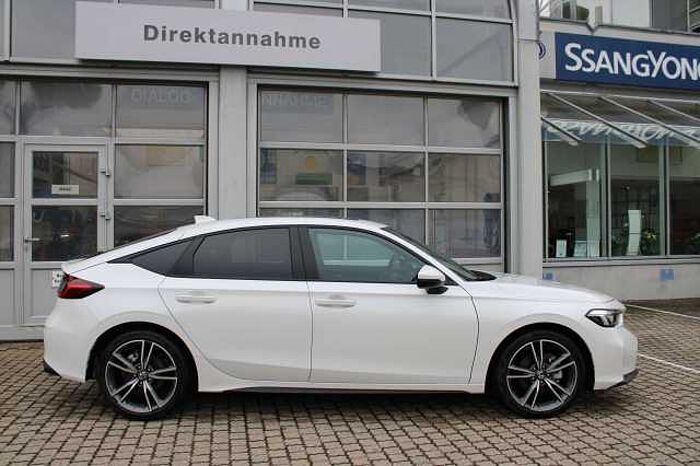 Honda Civic e:HEV Advance