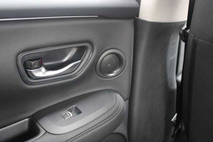 Honda ZR-V ZR-V e: HEV 2.0 i-MMD Hybrid Elegance