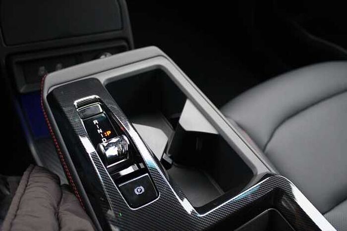 KGM Actyon Actyon Lux 1,5 6AT 2WD, Panorama Sunroof