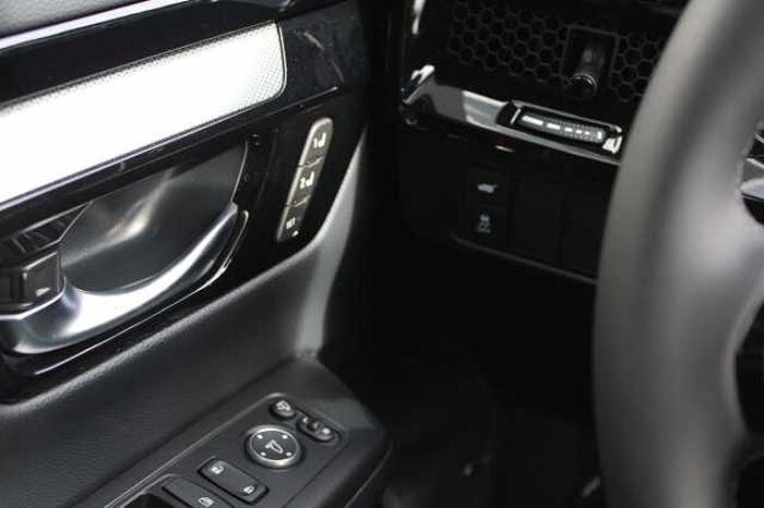 Honda CR-V e: PHEV Advance Tech 2WD(Plug In Hybrid)