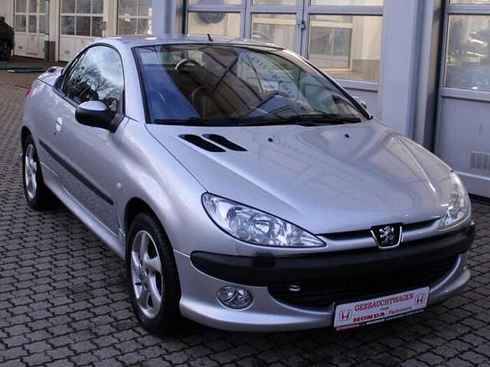 Peugeot 206 1.6 CC Platinum