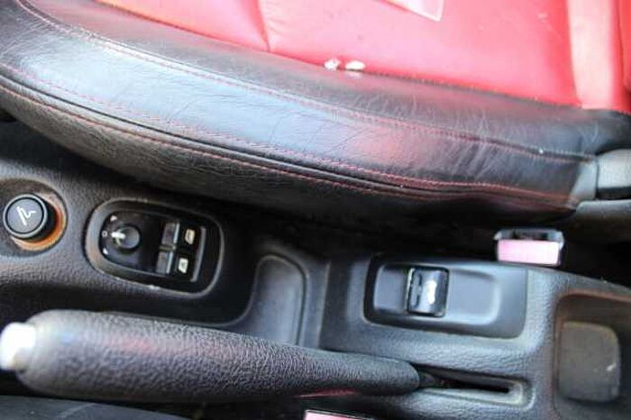 Peugeot 206 1.6 CC Platinum