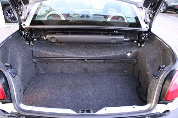 Peugeot 206 1.6 CC Platinum