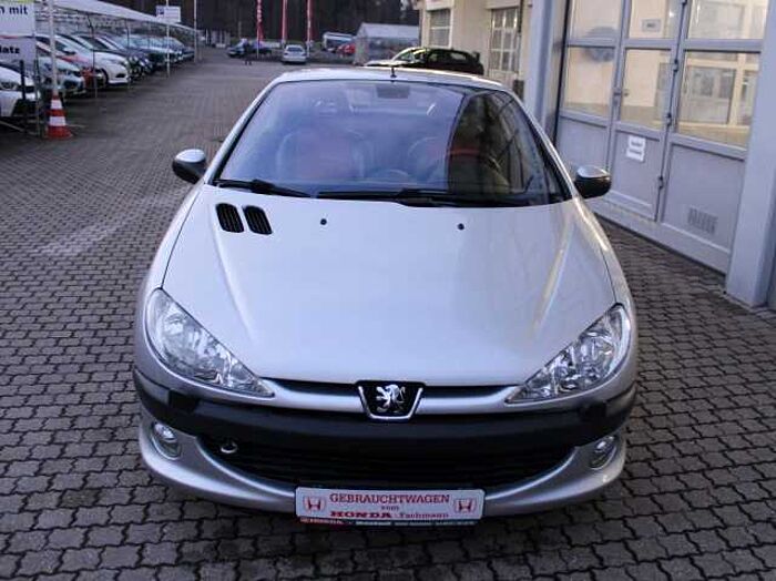Peugeot 206 1.6 CC Platinum