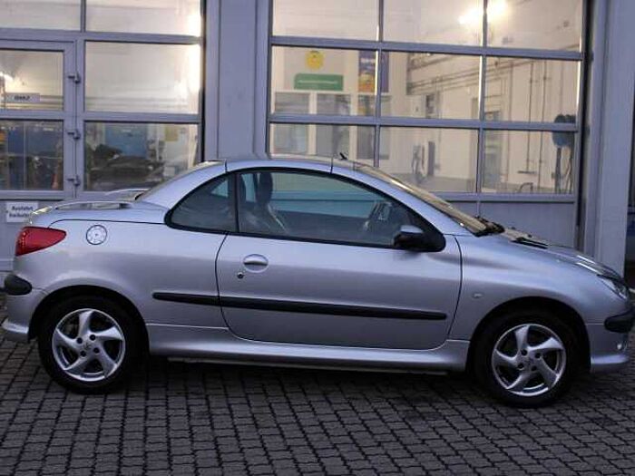 Peugeot 206 1.6 CC Platinum