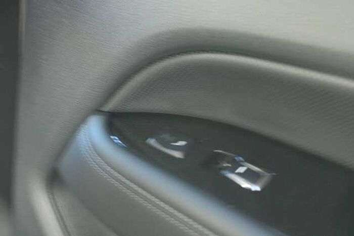 KGM Rexton LUX 2.2d 8AT AWD (7-Sitzer)