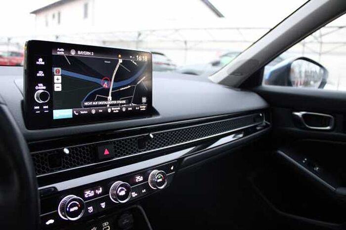 Honda Civic e: HEV Advance 2.0 AT