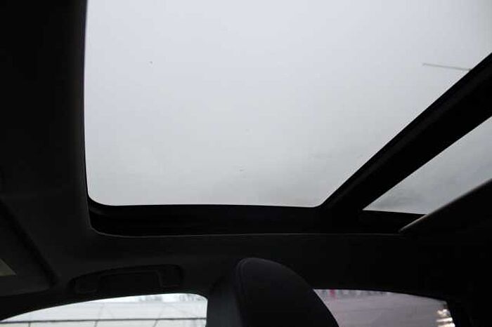 Honda Civic e: HEV Advance 2.0 AT