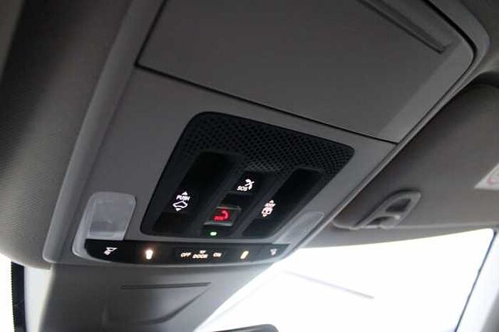 Honda Civic e: HEV Advance 2.0 AT