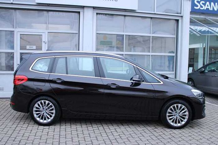 BMW 220 220 d xDrive Luxury Line