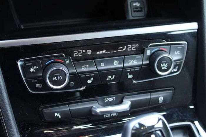 BMW 220 220 d xDrive Luxury Line