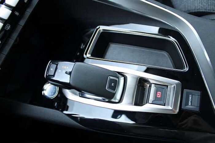 Peugeot 3008 1,2 Allure Pure Tech