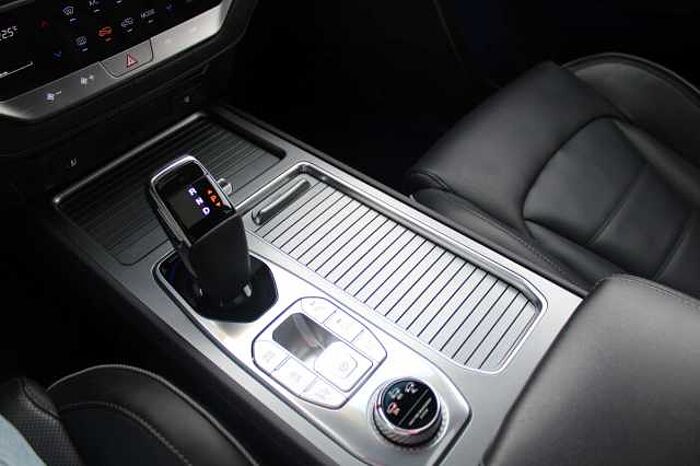 SsangYong Rexton Rexton 2.2 e-XDi 220 4WDAut. Sapphire 7-Seats