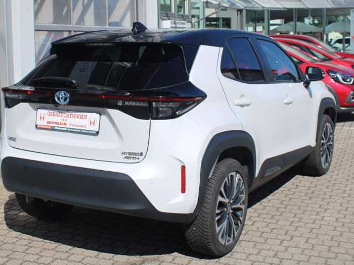 Toyota Yaris Cross Hybrid AWD-i Elegant