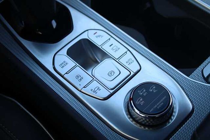 SsangYong Rexton Rexton 2.2 e-XDi 220 4WDAut. Sapphire