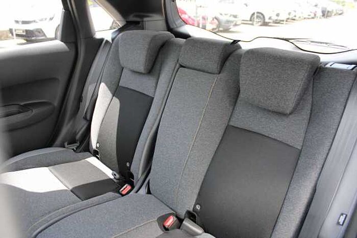 Honda Jazz 1.5 i-MMD Hybrid Advance Sport !MY 2027!