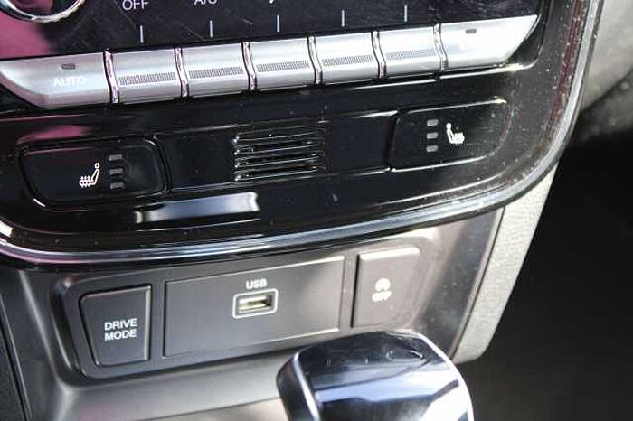 SsangYong Tivoli Tivoli Grand 1.5 T-GDi 2WD Aut. Onyx