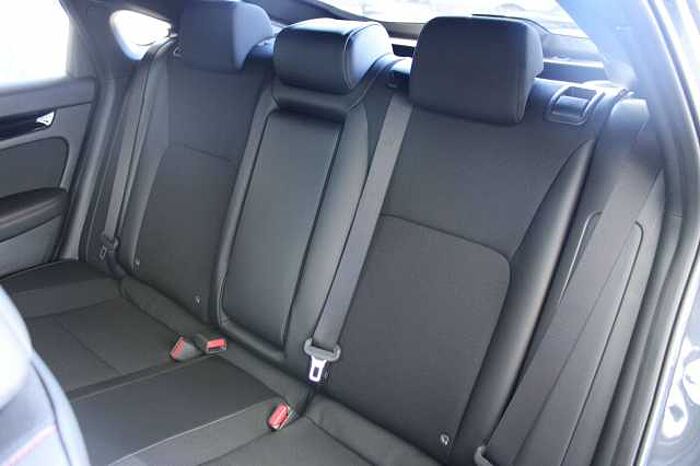 Honda Civic e: HEV 2,0 Sport
