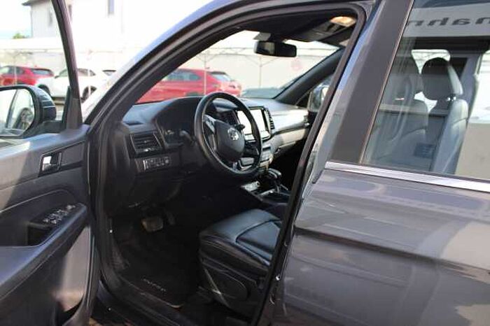 SsangYong Musso Grand Sapphire