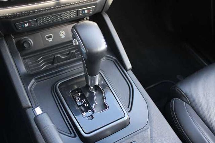 SsangYong Musso Grand Sapphire