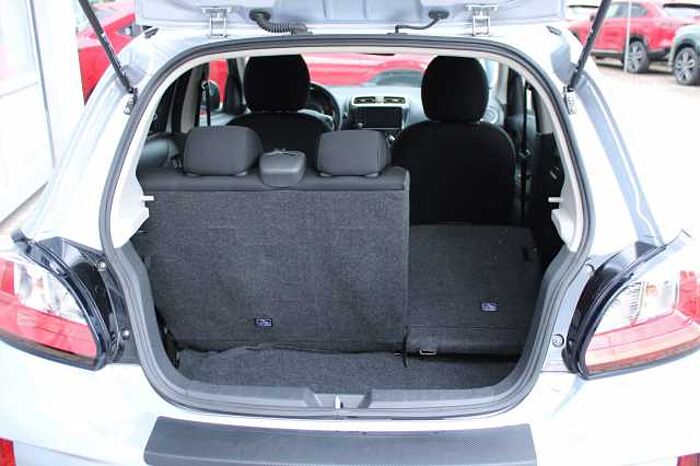 Mitsubishi Space Star Select