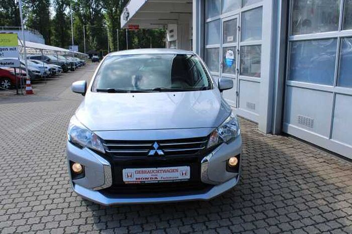 Mitsubishi Space Star Select