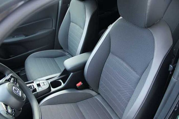 Honda Jazz 1.5 i-MMD Hybrid Crosstar Advance